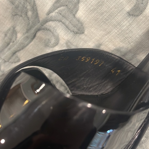 Stunning saint laurent patent heels - Picture 12 of 13